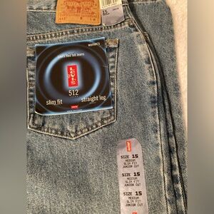 NWT’s, Junior Levi's Blue Slim Straight Jeans